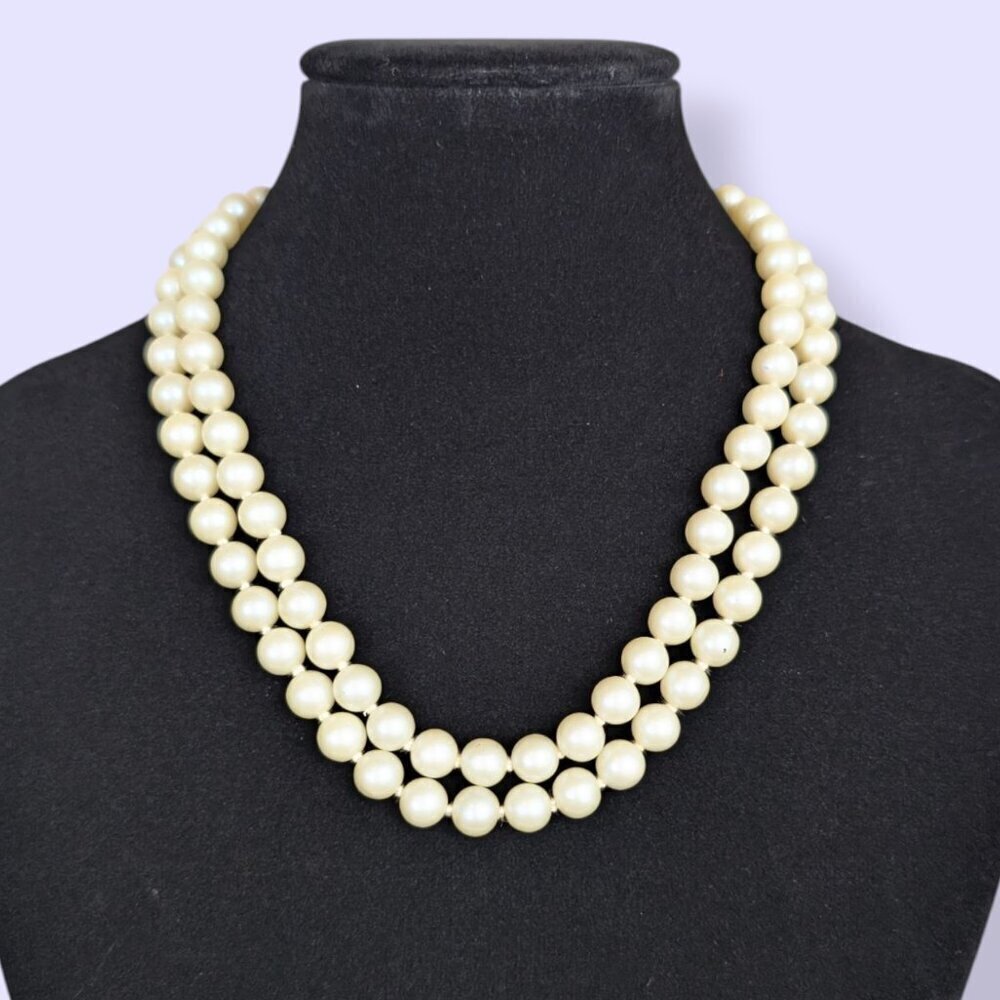 Vintage 2-Strand Faux Pearl Pearl Necklace - Picture 3 of 5